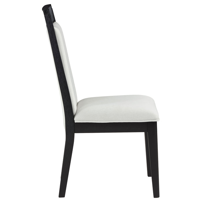 Brookmead Dining Set