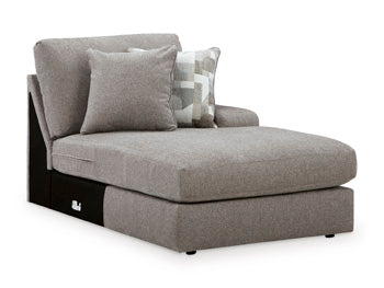 Lindon Sectional with Chaise