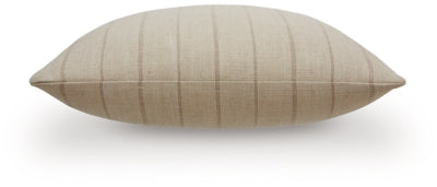 Valwick Pillow (Set of 4)