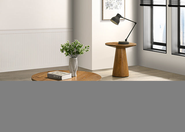 Halewood 29" Round Cocktail Table