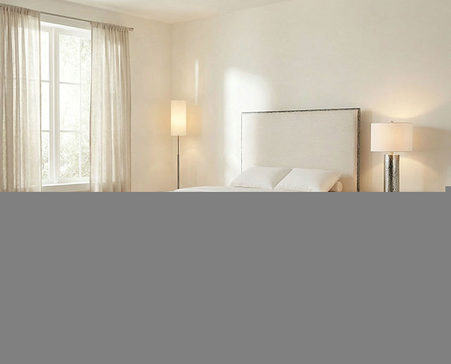 Valda Queen Bed